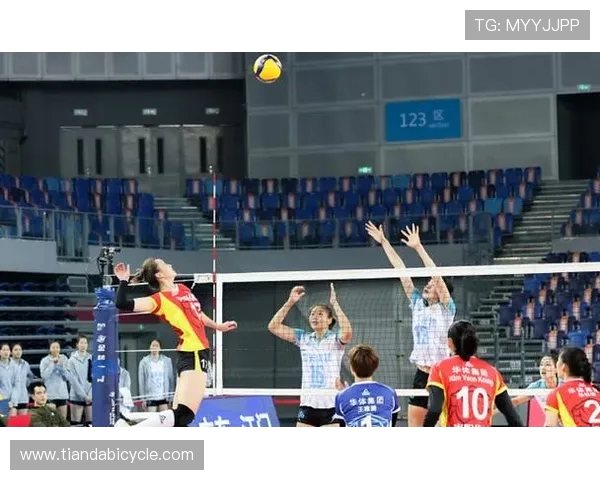 重庆排球队快攻战术分析与效果评估探讨